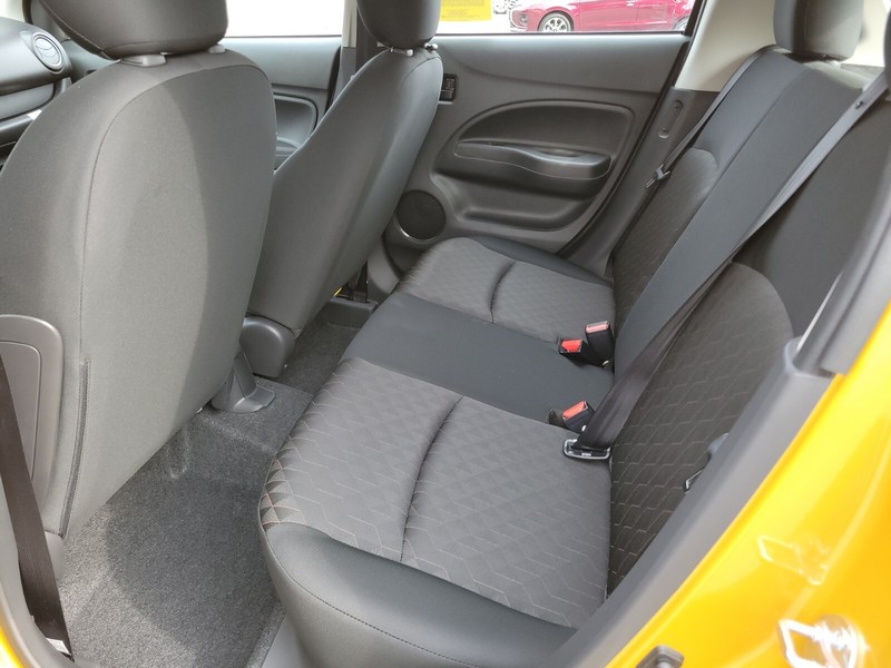 Mitsubishi Mirage Vehicle Full-screen Gallery Image 16