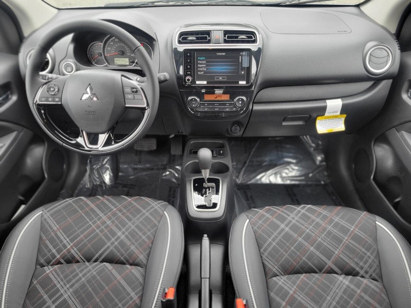 Mitsubishi Mirage Vehicle Full-screen Gallery Image 13