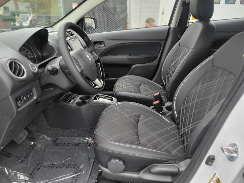 Mitsubishi Mirage Vehicle Full-screen Gallery Image 19