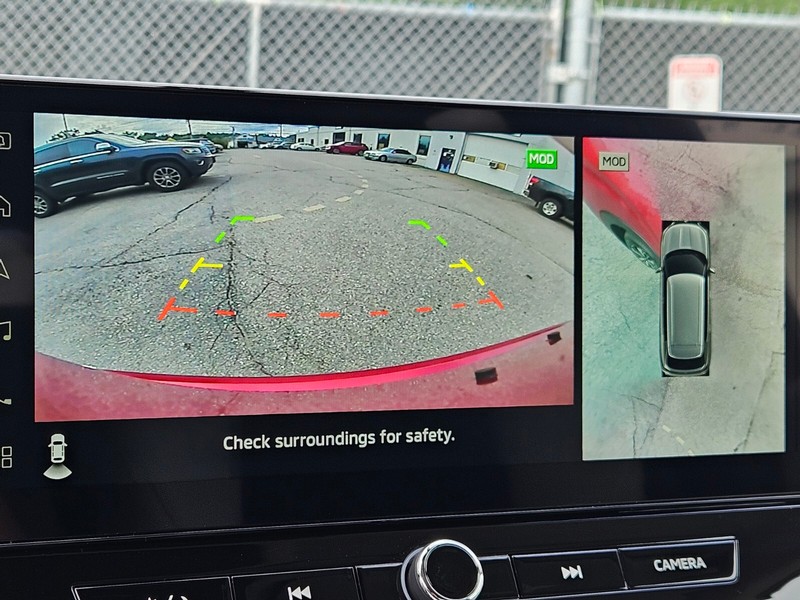 Mitsubishi Outlander Vehicle Full-screen Gallery Image 21