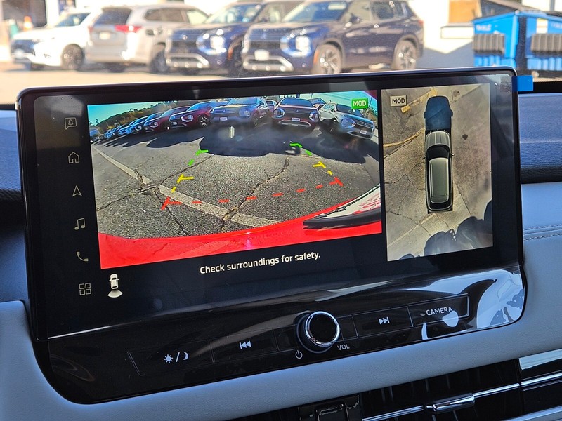 Mitsubishi Outlander Vehicle Full-screen Gallery Image 20