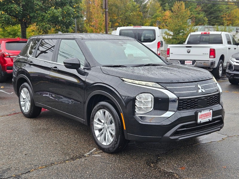 Mitsubishi Outlander Vehicle Full-screen Gallery Image 07