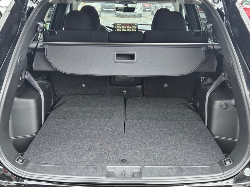 Mitsubishi Outlander Vehicle Full-screen Gallery Image 29