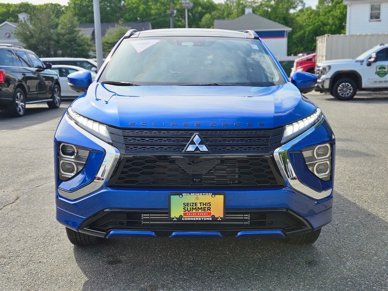 Mitsubishi Eclipse Cross Vehicle Full-screen Gallery Image 08