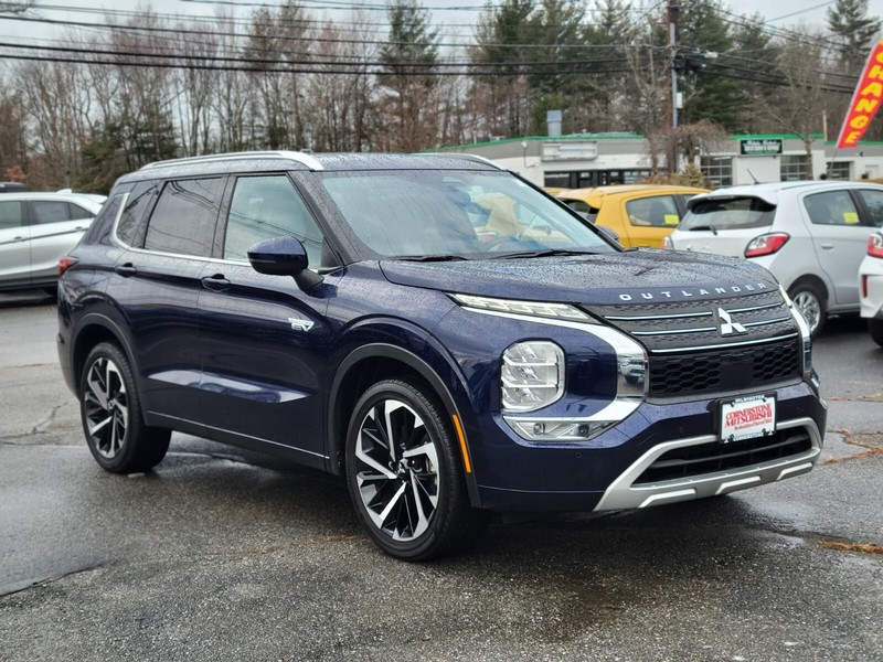 Mitsubishi Outlander PHEV Vehicle Full-screen Gallery Image 07