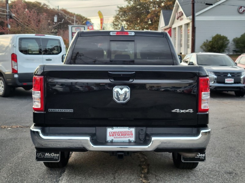 Ram 1500 Vehicle Full-screen Gallery Image 04