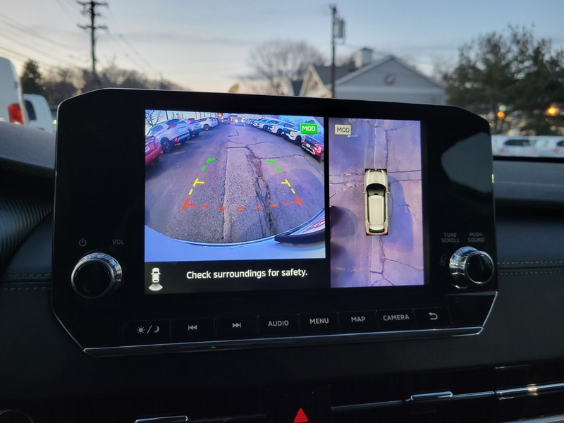 Mitsubishi Outlander PHEV Vehicle Full-screen Gallery Image 19