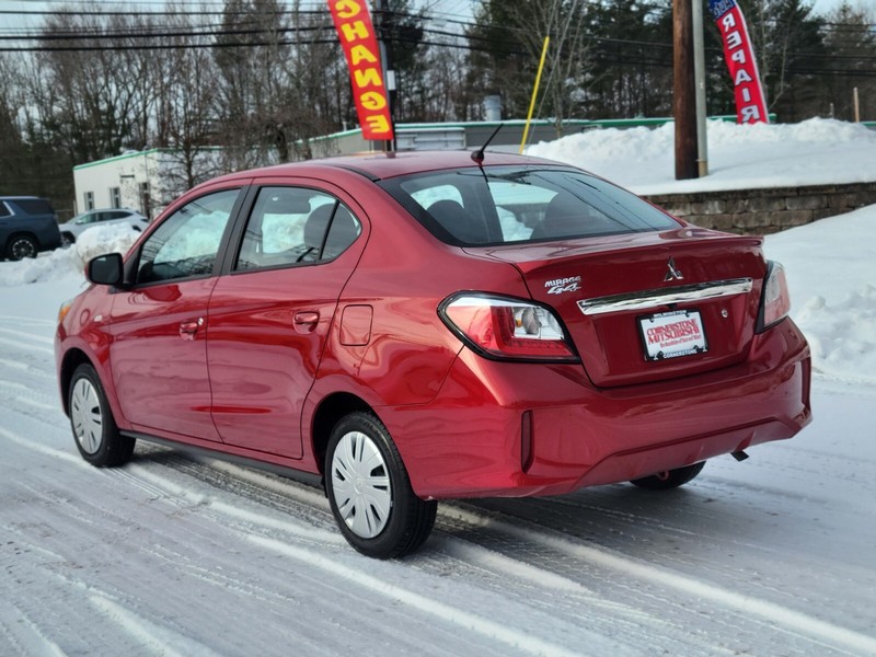 Mitsubishi Mirage G4 Vehicle Full-screen Gallery Image 03