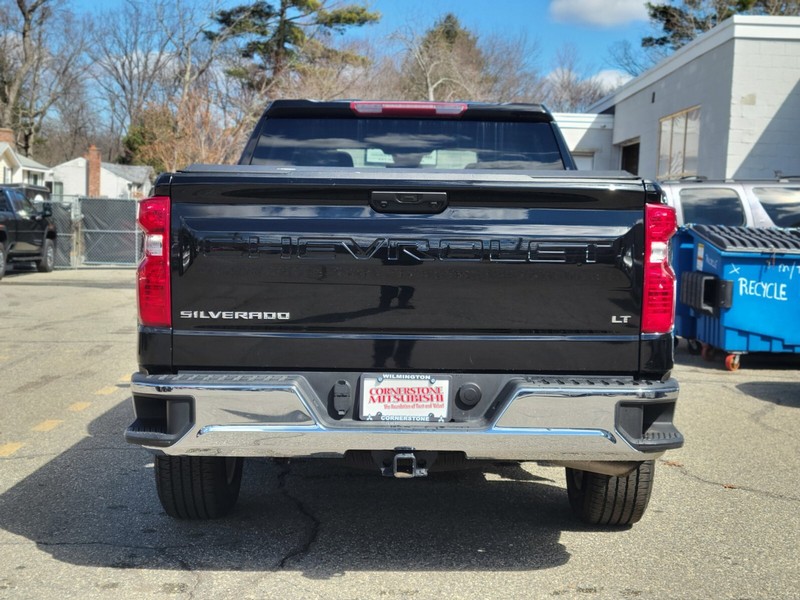 Chevrolet Silverado 1500 Vehicle Full-screen Gallery Image 04