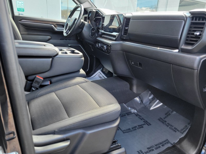 Chevrolet Silverado 1500 Vehicle Full-screen Gallery Image 09