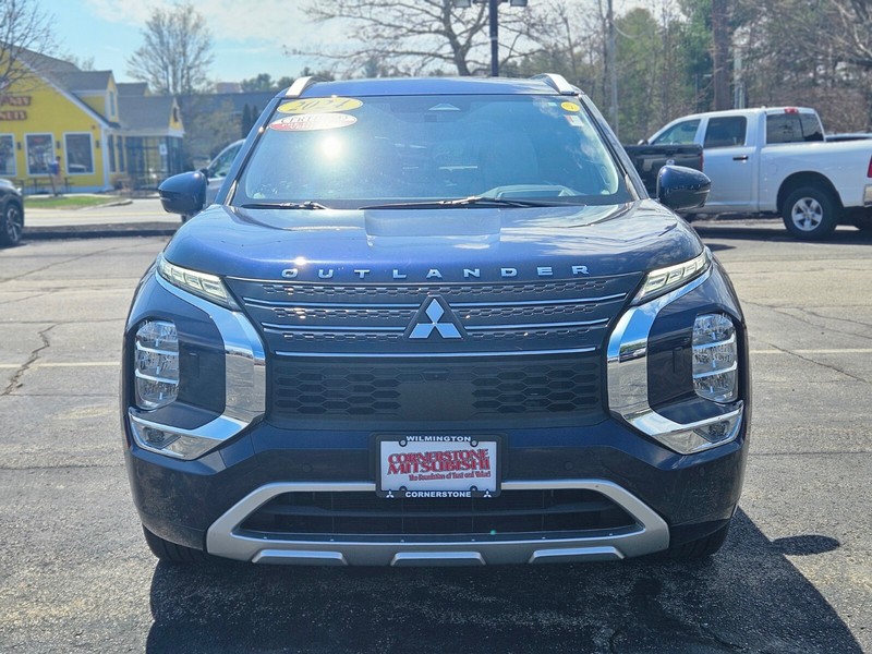 Mitsubishi Outlander PHEV Vehicle Full-screen Gallery Image 08