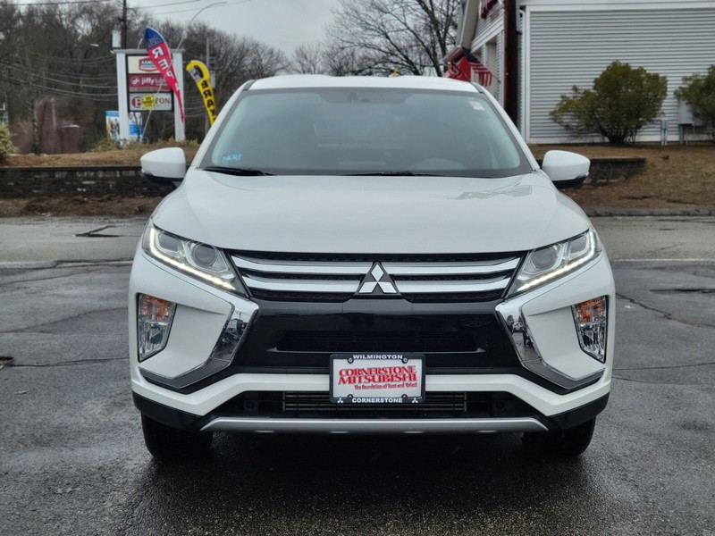 Mitsubishi Eclipse Cross Vehicle Full-screen Gallery Image 08