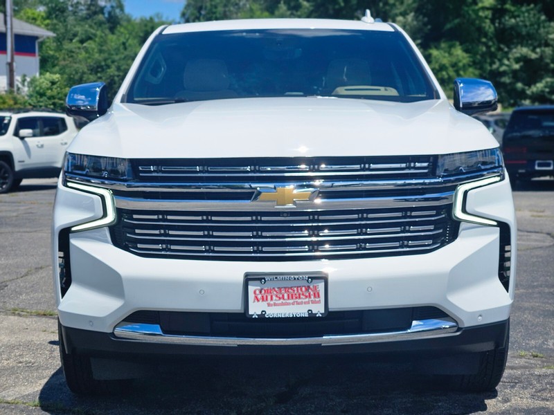 Chevrolet Tahoe Vehicle Full-screen Gallery Image 02