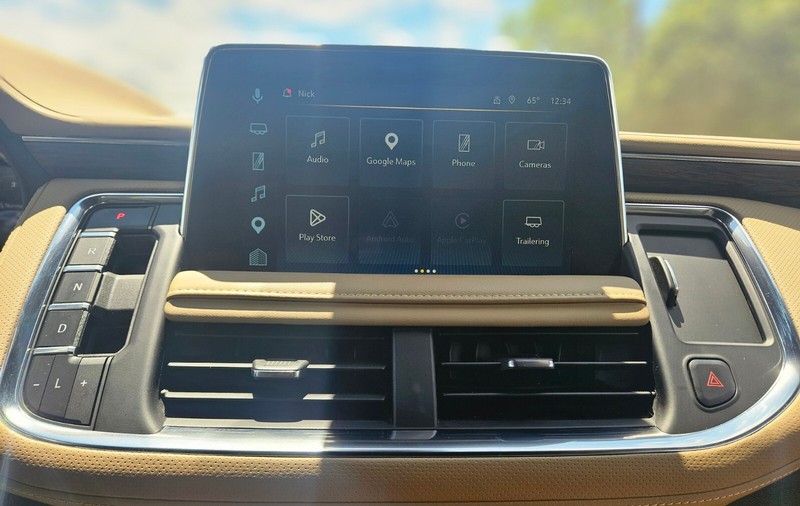 Chevrolet Tahoe Vehicle Full-screen Gallery Image 19