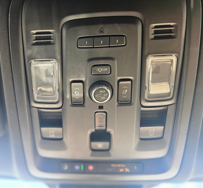 Chevrolet Tahoe Vehicle Full-screen Gallery Image 24