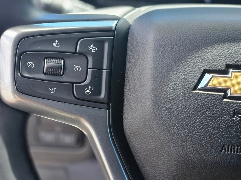 Chevrolet Tahoe Vehicle Full-screen Gallery Image 26