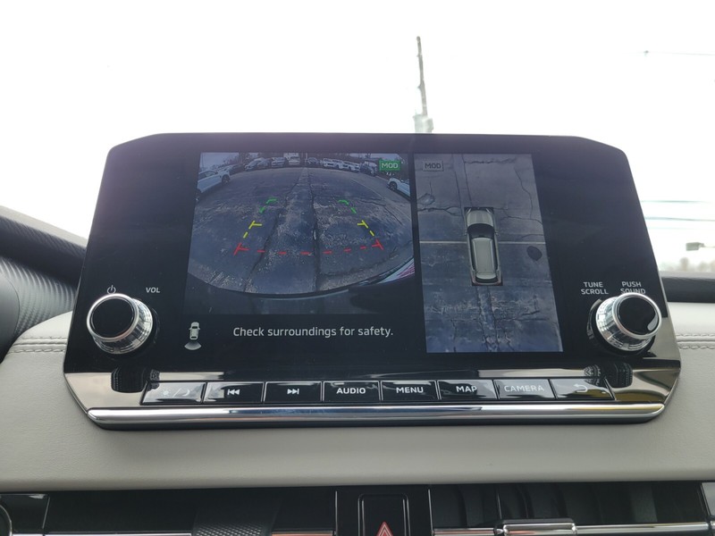 Mitsubishi Outlander PHEV Vehicle Full-screen Gallery Image 22