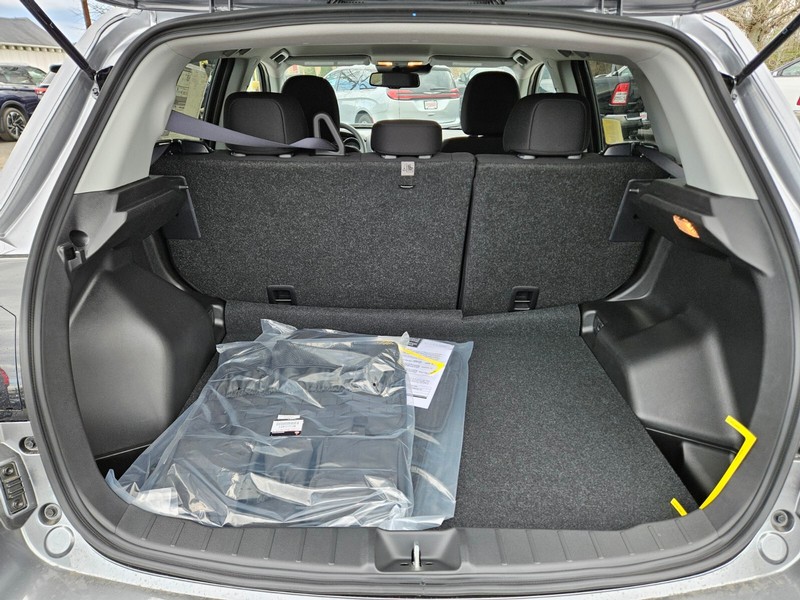 Mitsubishi Outlander Sport Vehicle Full-screen Gallery Image 26