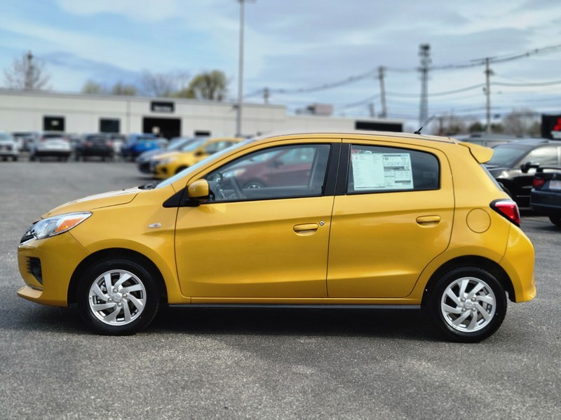 Mitsubishi Mirage Vehicle Full-screen Gallery Image 02