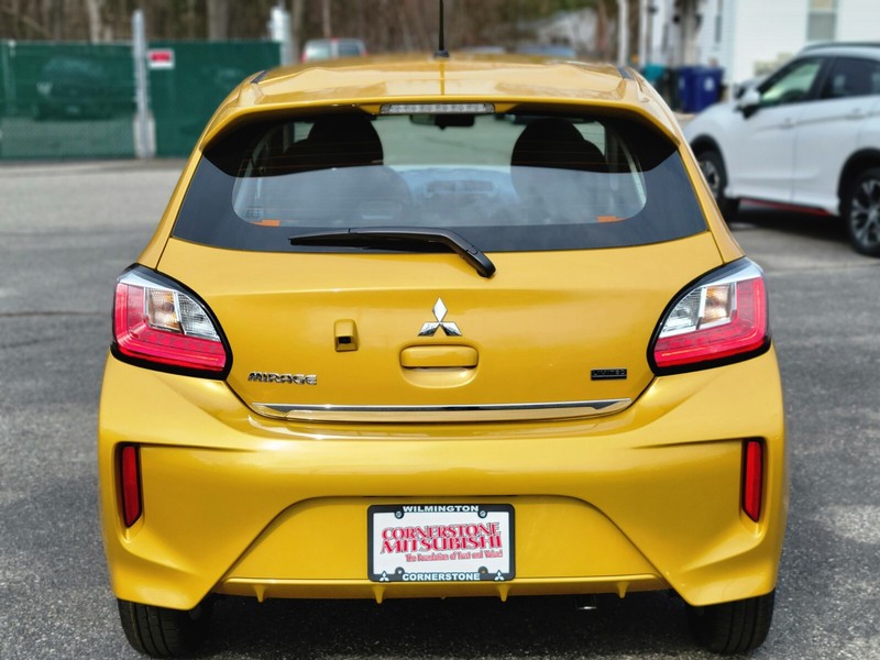 Mitsubishi Mirage Vehicle Full-screen Gallery Image 04