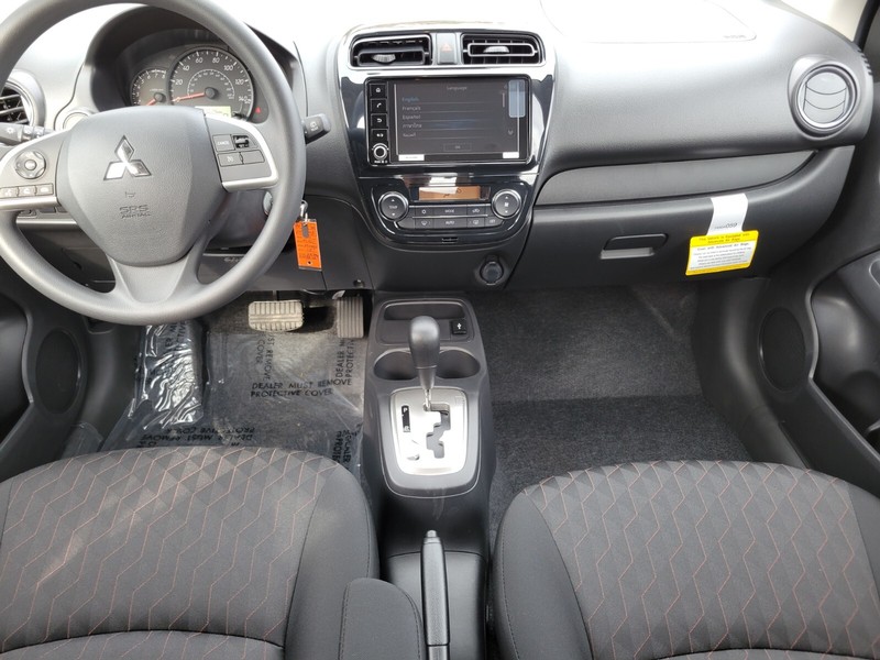 Mitsubishi Mirage Vehicle Full-screen Gallery Image 14