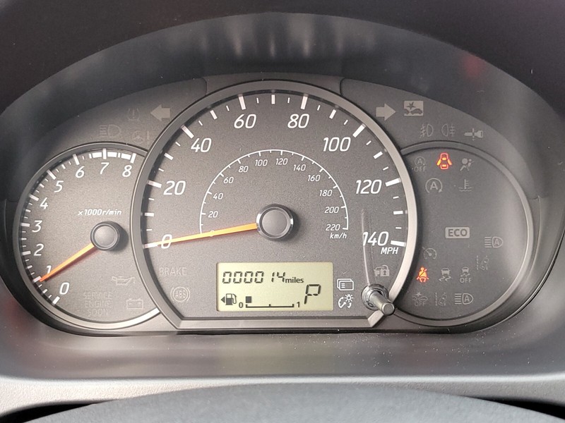 Mitsubishi Mirage Vehicle Full-screen Gallery Image 27