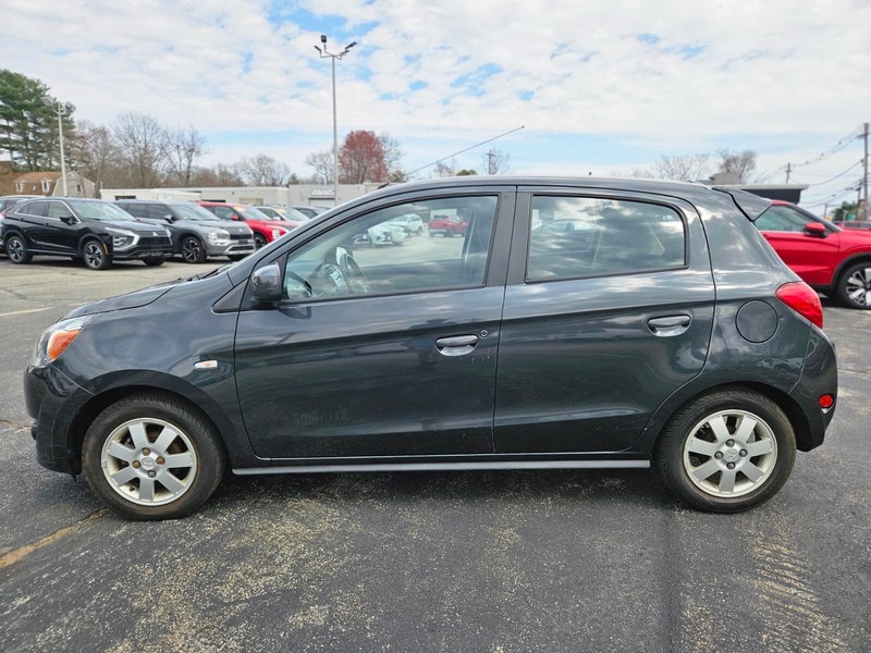 Mitsubishi Mirage Vehicle Full-screen Gallery Image 02