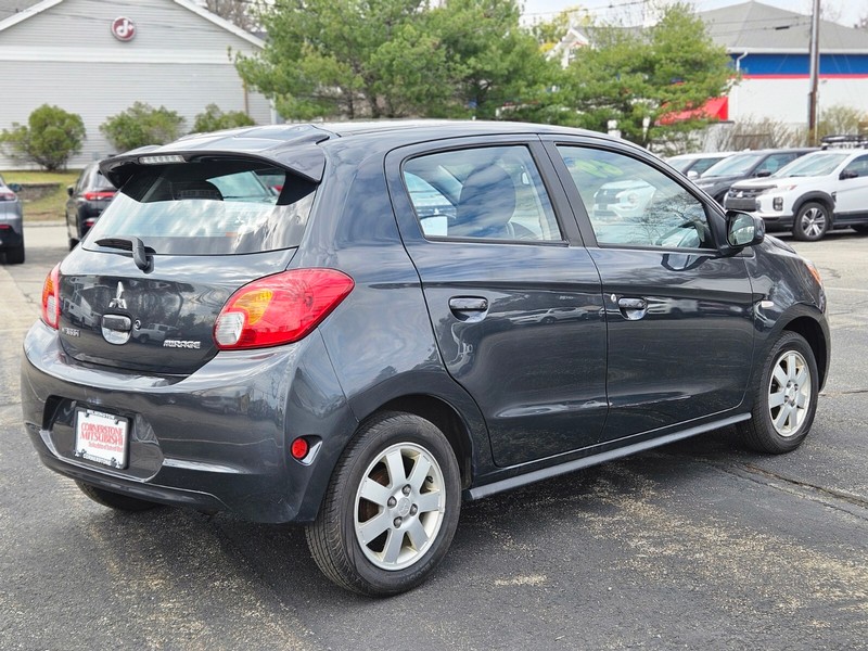 Mitsubishi Mirage Vehicle Full-screen Gallery Image 05