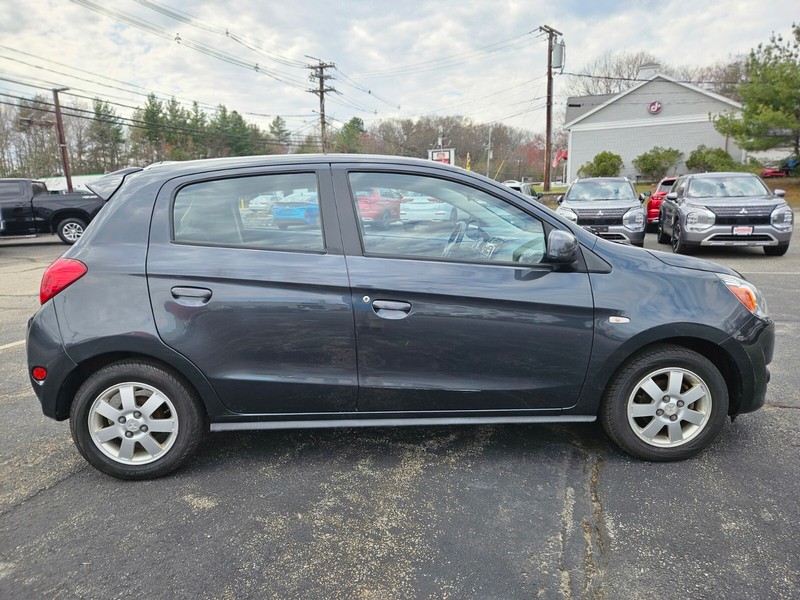 Mitsubishi Mirage Vehicle Full-screen Gallery Image 06