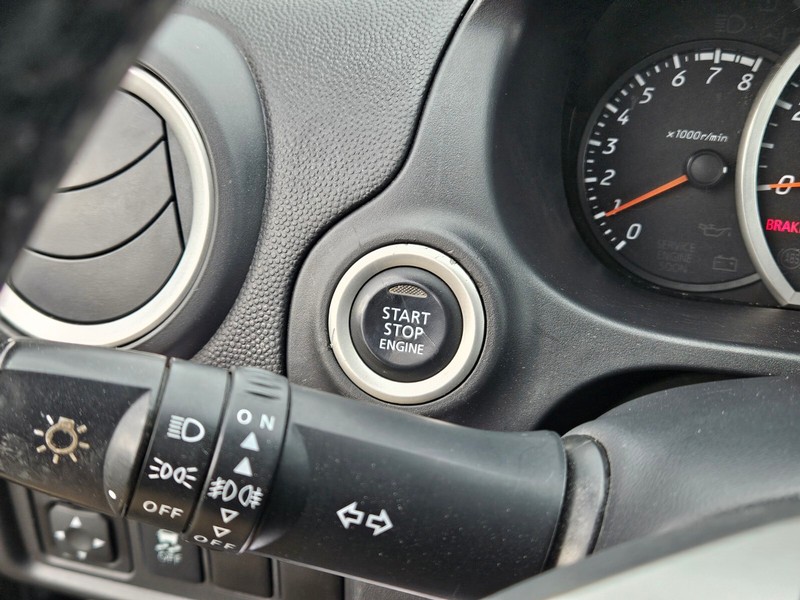 Mitsubishi Mirage Vehicle Full-screen Gallery Image 20