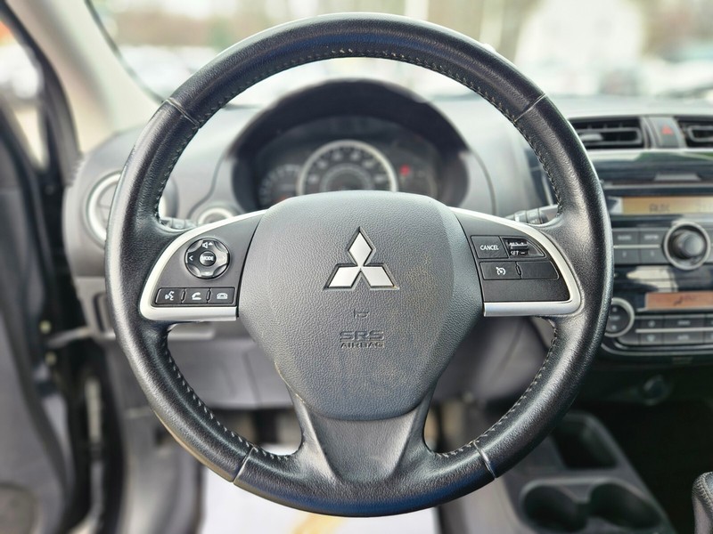 Mitsubishi Mirage Vehicle Full-screen Gallery Image 22