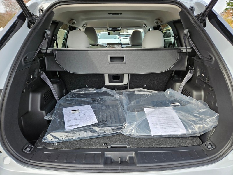 Mitsubishi Outlander Vehicle Full-screen Gallery Image 27