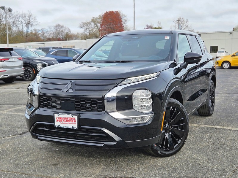 2026 Mitsubishi Outlander LE S-AWC's photo