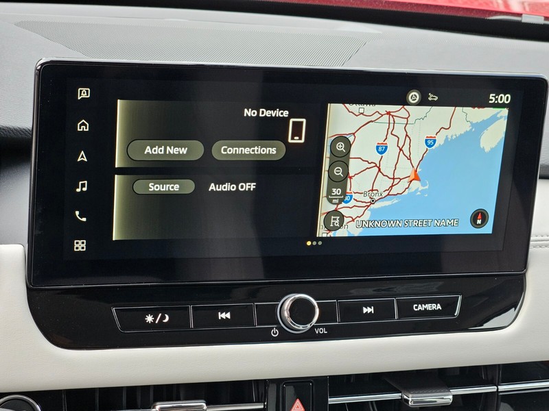 Mitsubishi Outlander Vehicle Full-screen Gallery Image 20