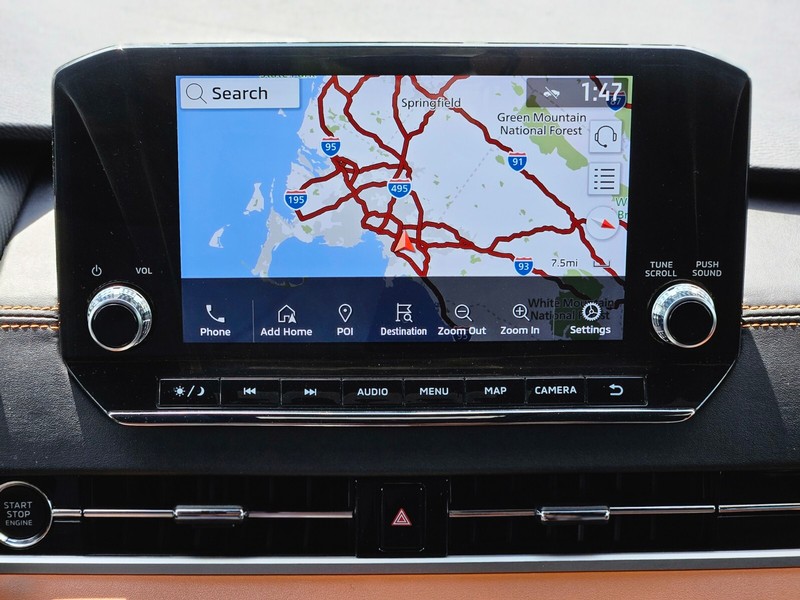 Mitsubishi Outlander Vehicle Full-screen Gallery Image 21