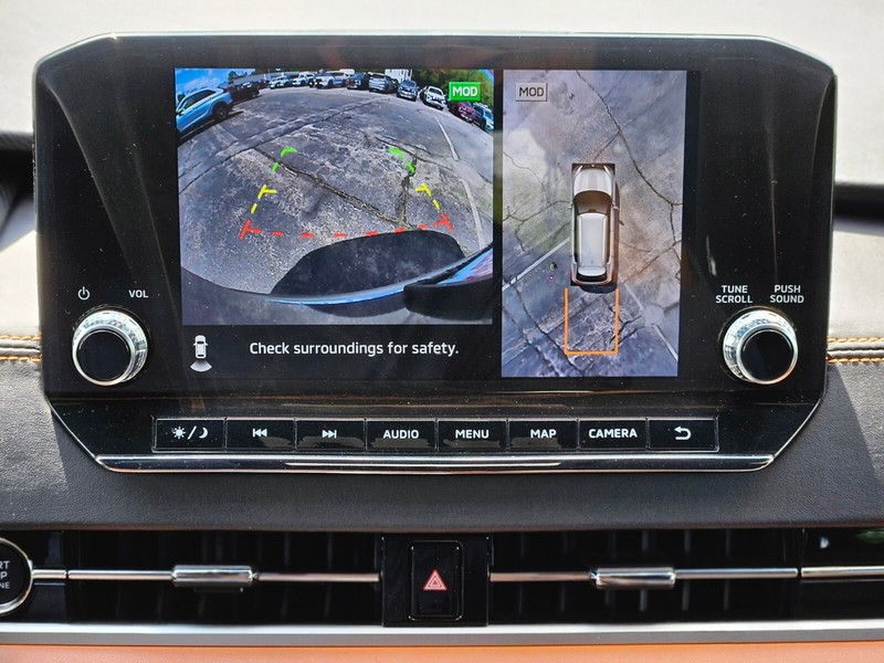 Mitsubishi Outlander Vehicle Full-screen Gallery Image 22