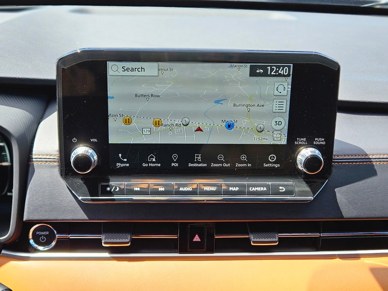 Mitsubishi Outlander PHEV Vehicle Full-screen Gallery Image 20