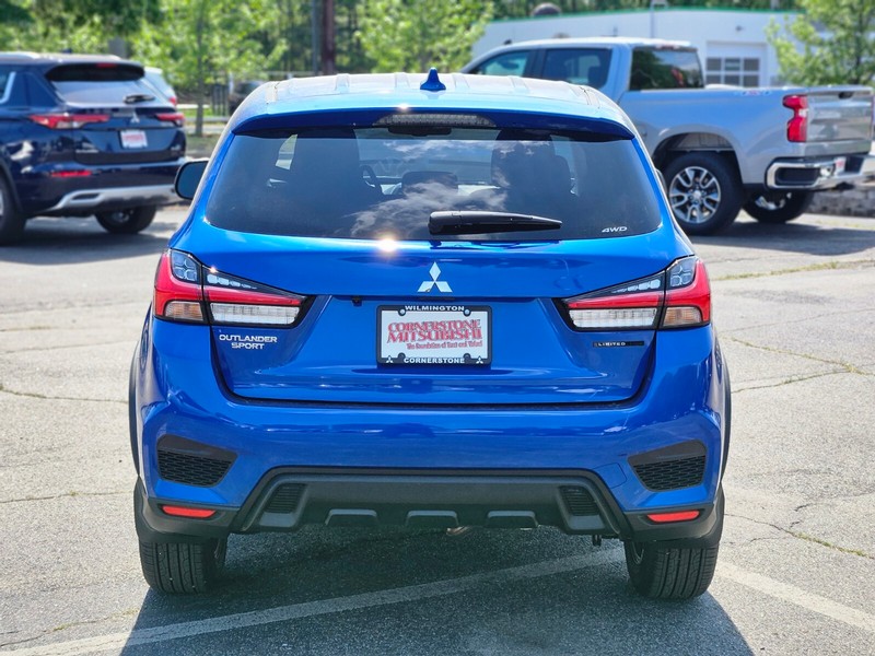 Mitsubishi Outlander Sport Vehicle Full-screen Gallery Image 04