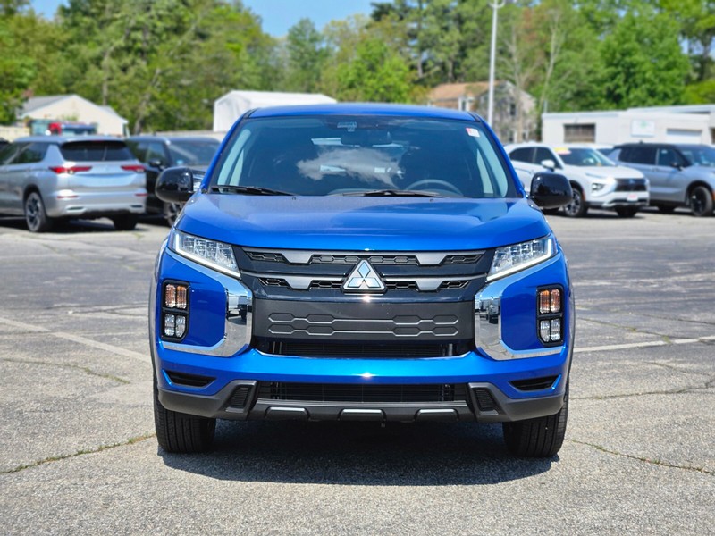 Mitsubishi Outlander Sport Vehicle Full-screen Gallery Image 08