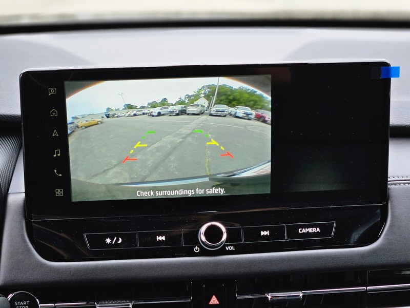 Mitsubishi Outlander Vehicle Full-screen Gallery Image 19