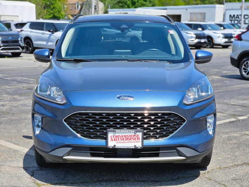 Ford Escape Vehicle Full-screen Gallery Image 08