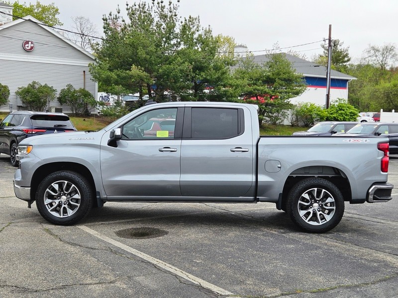 Chevrolet Silverado 1500 Vehicle Full-screen Gallery Image 02