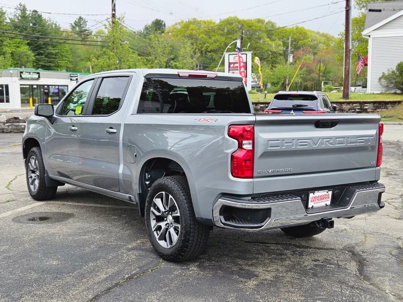 Chevrolet Silverado 1500 Vehicle Full-screen Gallery Image 03