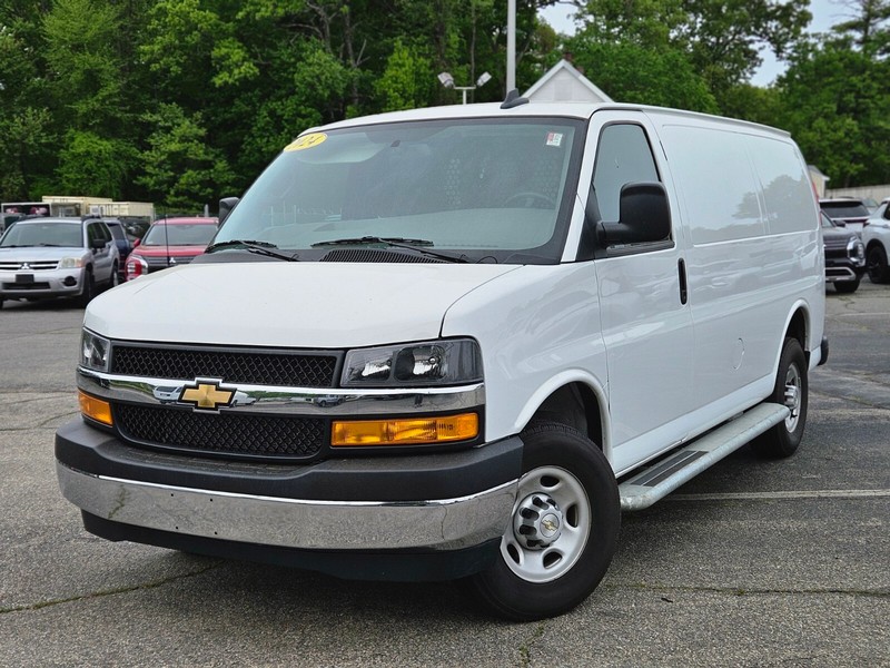 2024 Chevrolet Express 2500 Work Van HD's photo