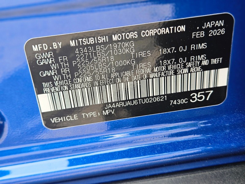 Mitsubishi Outlander Sport Vehicle Full-screen Gallery Image 30