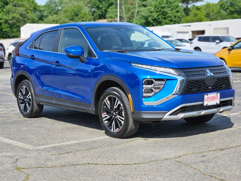 Mitsubishi Eclipse Cross Vehicle Full-screen Gallery Image 03