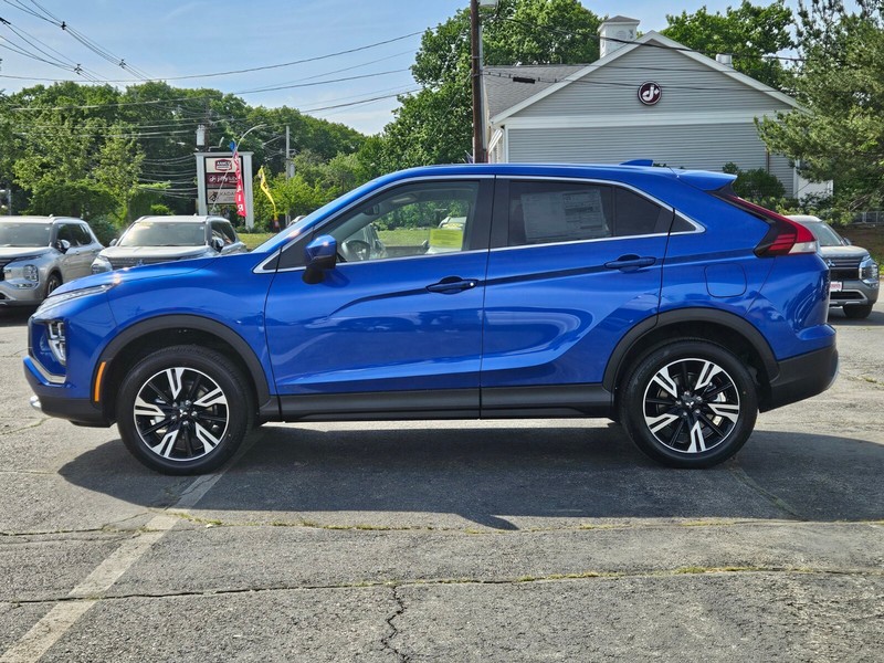 Mitsubishi Eclipse Cross Vehicle Full-screen Gallery Image 08