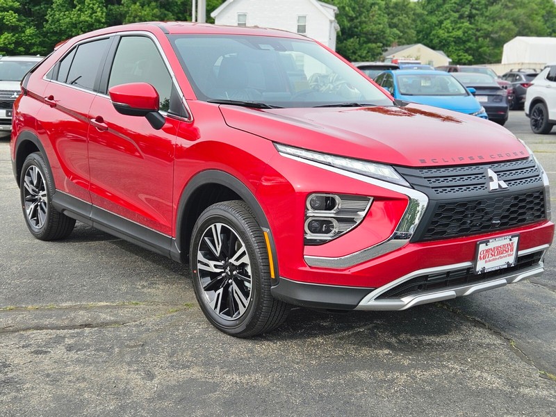Mitsubishi Eclipse Cross Vehicle Full-screen Gallery Image 04