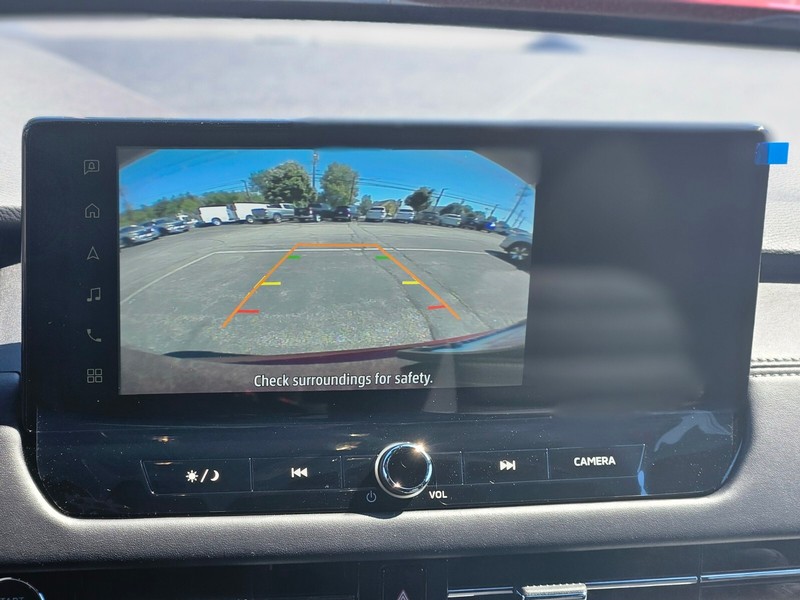 Mitsubishi Outlander Vehicle Full-screen Gallery Image 17