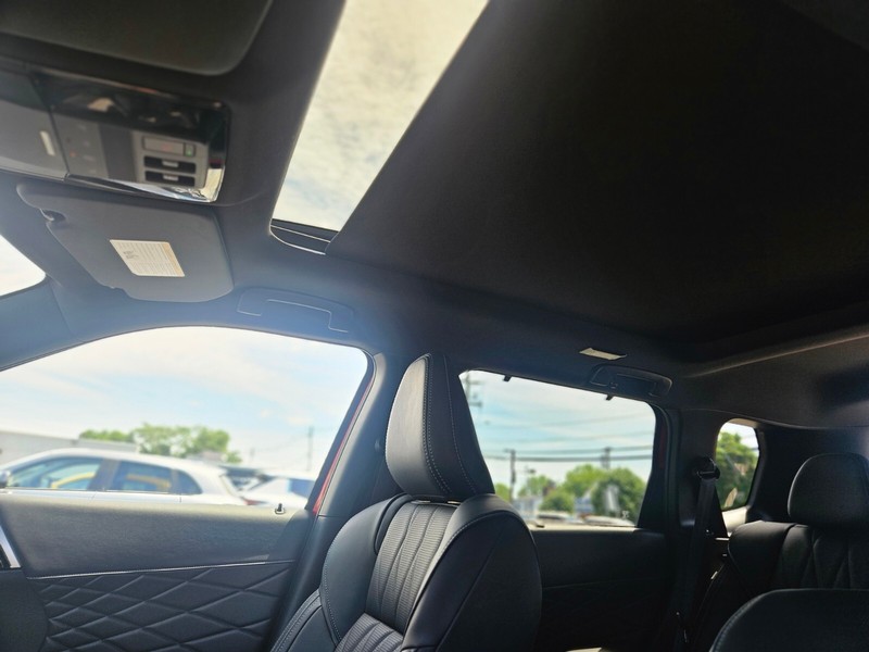 Mitsubishi Outlander Vehicle Full-screen Gallery Image 29